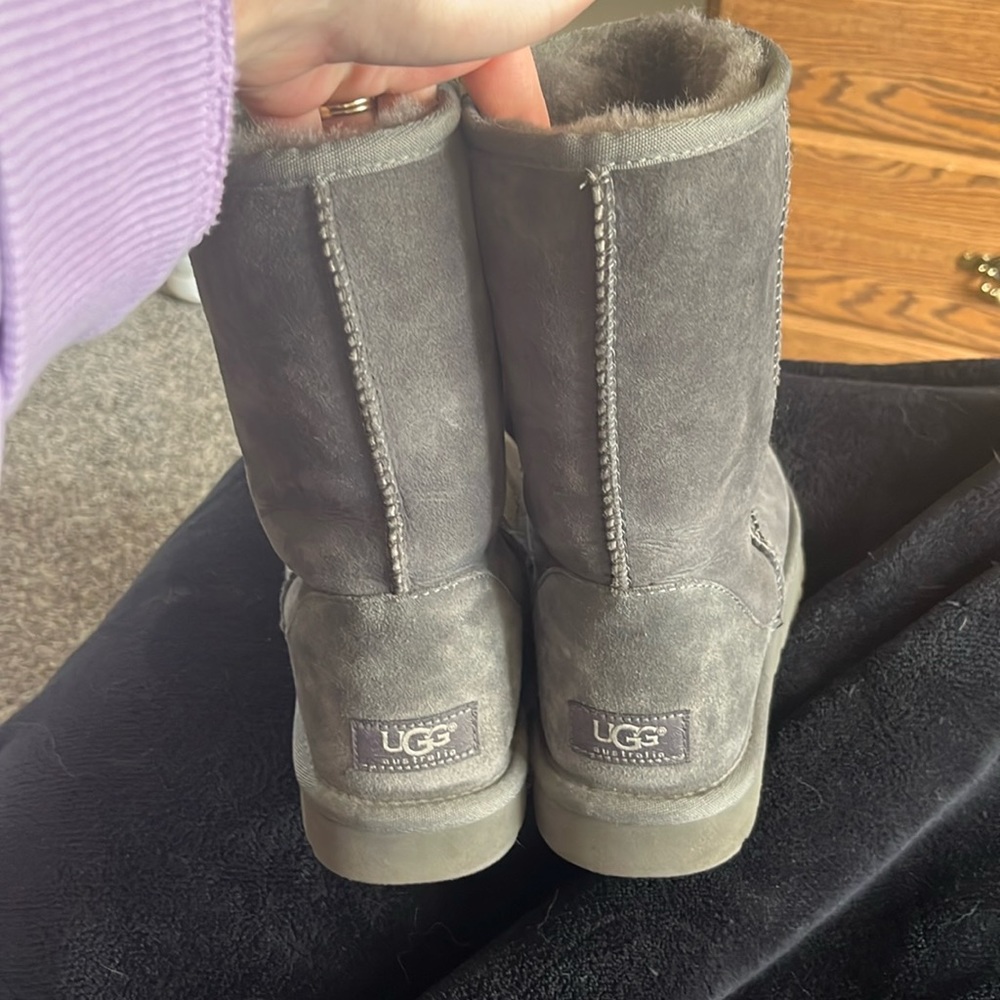 Women’s size 9 Ugg boots